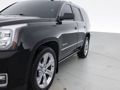 Used 2018 GMC Yukon Denali AWD/4WD image 12