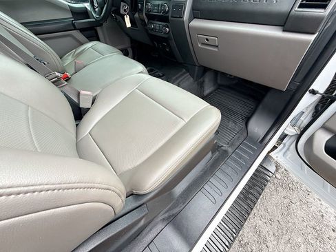 Used 2019 Ford F450 XL w/ XL Value Package image 32