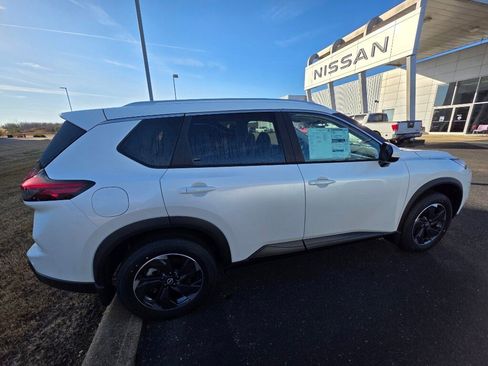 New 2026 Nissan Rogue SV w/ SV Premium Package image 2