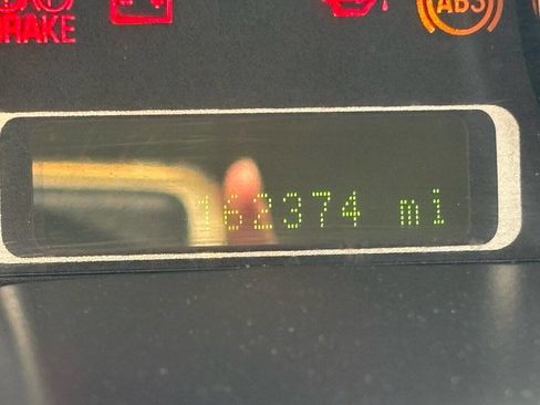 Used 2008 Ford Taurus SEL image 17