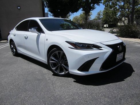 Used 2019 Lexus ES 350 F Sport FWD image 2