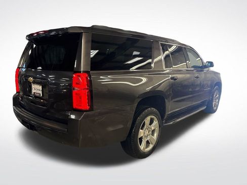 Used 2017 Chevrolet Suburban LS AWD/4WD image 5