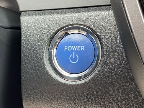 Certified 2024 Toyota Camry SE w/ Convenience Package image 24