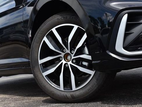 New 2026 Volkswagen Jetta SE FWD image 3