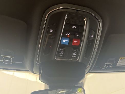 Used 2024 Jeep Grand Cherokee Altitude AWD/4WD image 77