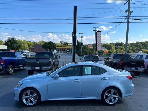 Used 2011 Lexus IS 250 image 1