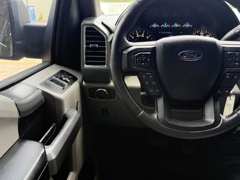 Used 2015 Ford F150 XLT w/ Equipment Group 302A Luxury AWD/4WD image 26