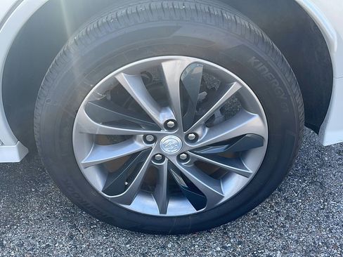 Used 2023 Buick Encore GX Select w/ Sport Touring Package image 7