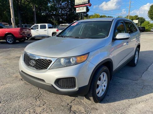 Used 2012 Kia Sorento LX image 1
