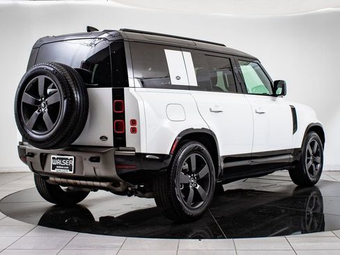 Used 2021 Land Rover Defender 110 X-Dynamic HSE AWD/4WD image 10