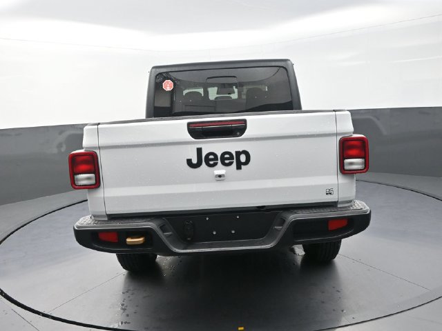 New 2026 Jeep Gladiator Sport AWD/4WD image 7