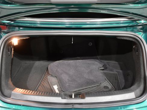 Used 2018 Volkswagen Beetle 2.0T image 46