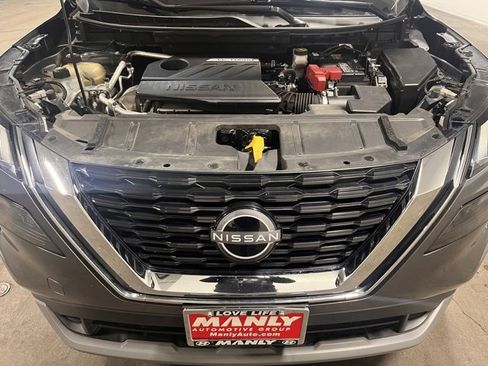 Used 2023 Nissan Rogue S image 9