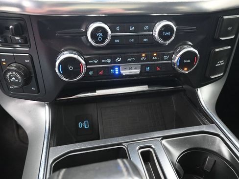 Used 2022 Ford F150 Lariat w/ Equipment Group 502A High AWD/4WD image 9