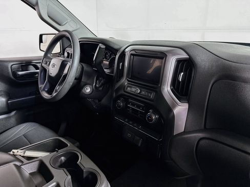 Used 2020 Chevrolet Silverado 1500 Custom Trail Boss w/ Custom Convenience Package AWD/4WD image 27