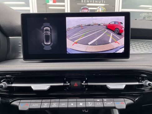 New 2025 Alfa Romeo Tonale image 19