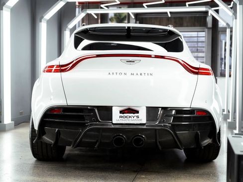 Used 2021 Aston Martin DBX AWD/4WD image 14