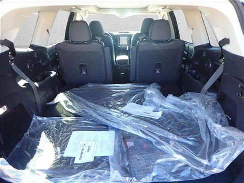 New 2025 Subaru Ascent Bronze Edition image 8