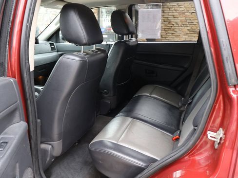 Used 2008 Jeep Grand Cherokee Laredo AWD/4WD image 14
