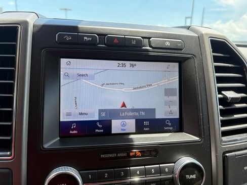 Used 2021 Ford Expedition XLT AWD/4WD image 16