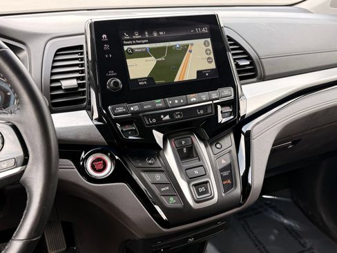 Used 2023 Honda Odyssey Touring image 38