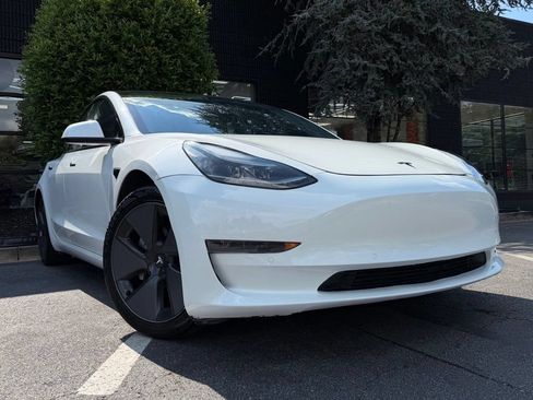 Used 2021 Tesla Model 3 Standard Range Plus RWD image 8