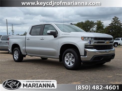 Used 2022 Chevrolet Silverado 1500 LT image 1