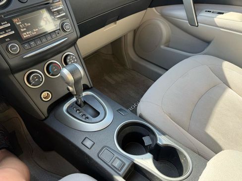 Used 2015 Nissan Rogue S w/ Convenience Package FWD image 12