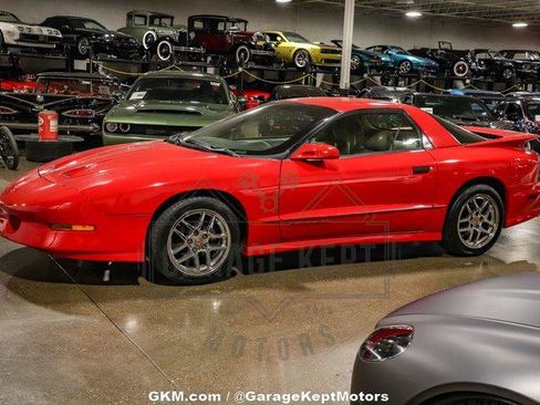 Used 1995 Pontiac Firebird Coupe image 9