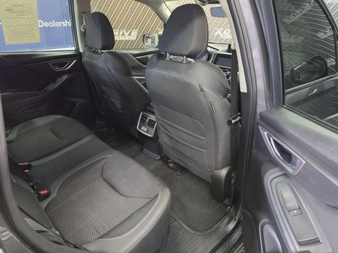 Used 2021 Subaru Forester Premium AWD/4WD image 30