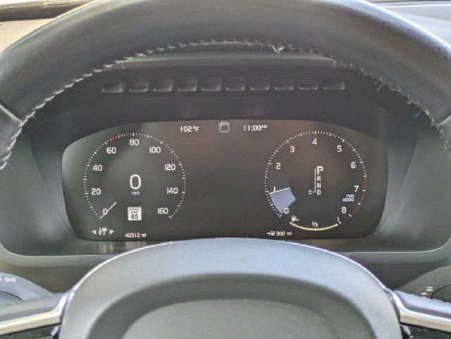 Used 2022 Volvo XC90 T5 Momentum w/ Advanced Package FWD image 31