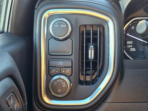 Used 2020 GMC Sierra 1500 SLE w/ SLE Value Package image 33