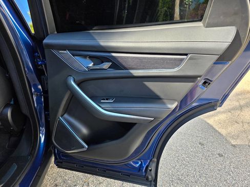 Used 2021 Jaguar F-PACE R-Dynamic S image 32