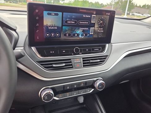 New 2026 Nissan Altima 2.5 SR FWD image 20