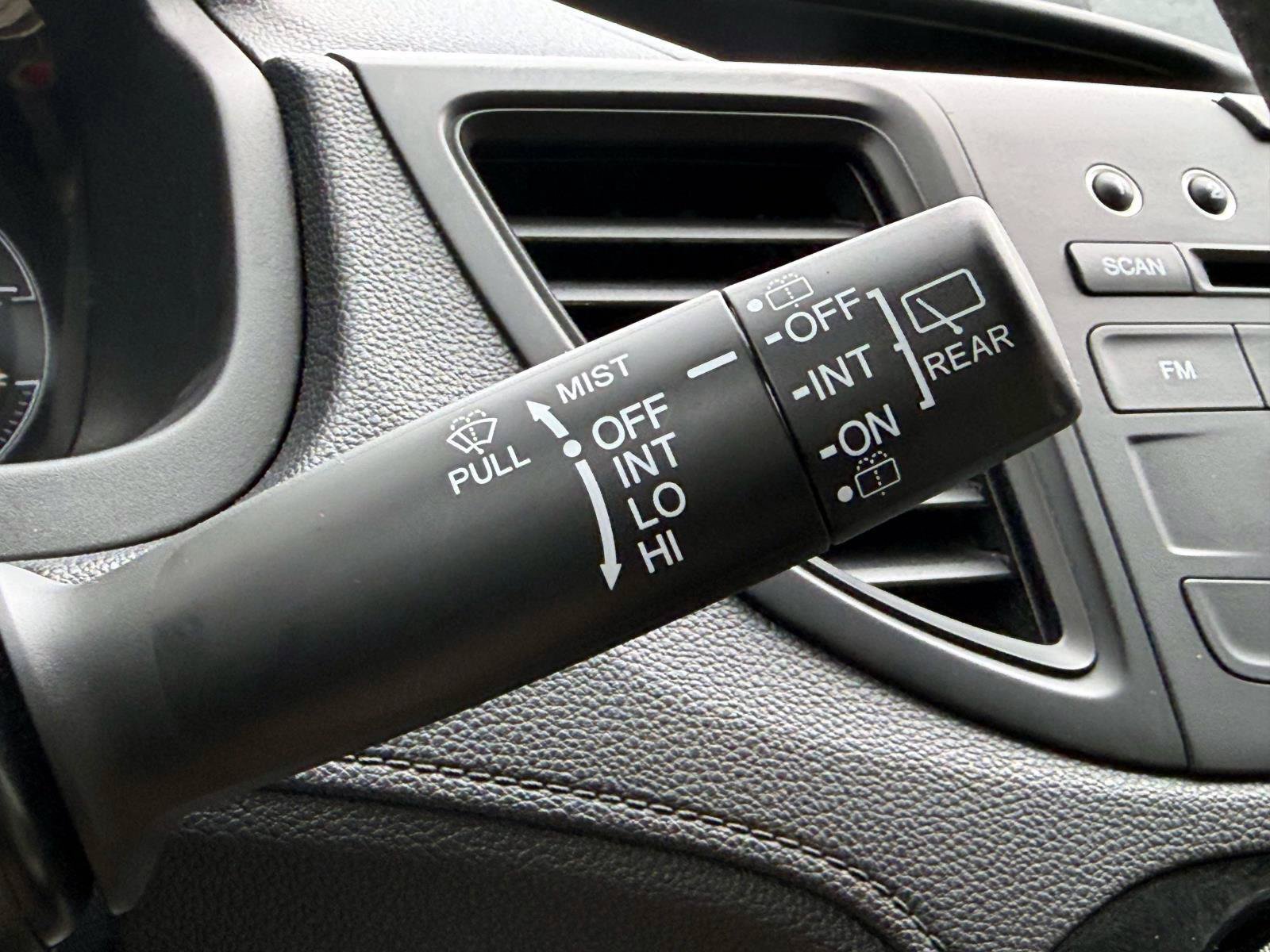 Used 2015 Honda CR-V LX image 23