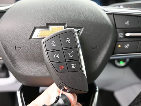 New 2026 Chevrolet Suburban Premier image 42