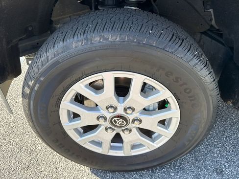 Certified 2025 Toyota Tacoma SR5 image 11