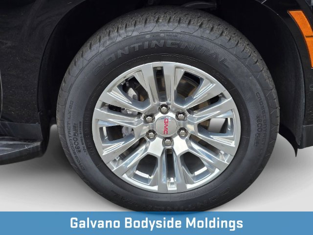 Used 2025 GMC Yukon Denali AWD/4WD image 11