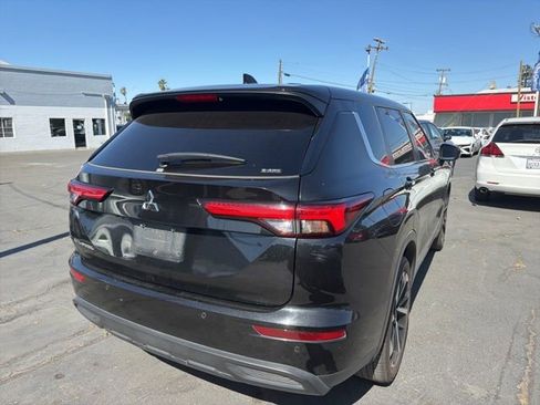 Used 2022 Mitsubishi Outlander ES AWD/4WD image 5