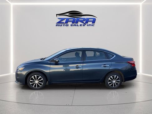 Used 2016 Nissan Sentra SV image 3