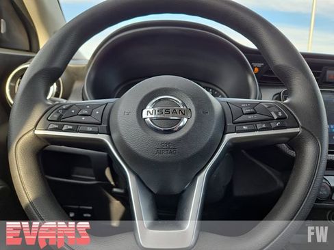 Used 2021 Nissan Kicks SV w/ Interior Electronics Package image 12