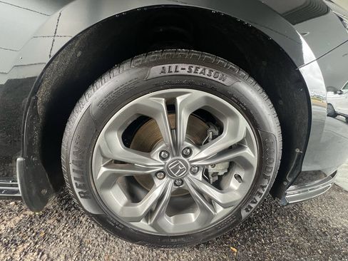 Used 2024 Honda Accord EX-L image 11