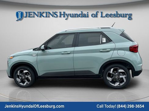 New 2026 Hyundai Venue SEL image 8