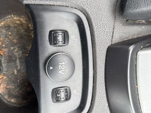 Used 2014 Ford Focus SE w/ SE Winter Package image 20