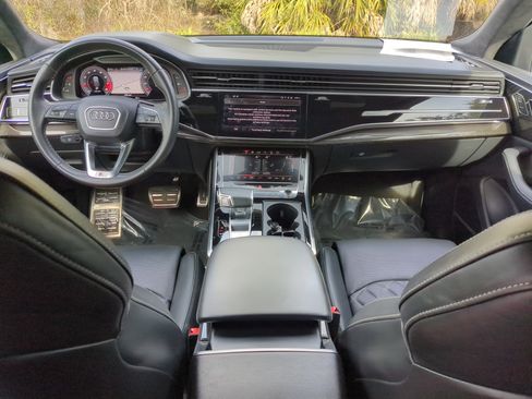 Certified 2021 Audi SQ8 Prestige image 12