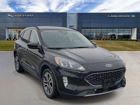 Used 2021 Ford Escape SEL image 4