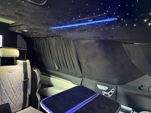 New 2025 Cadillac Escalade ESV Sport Platinum image 32