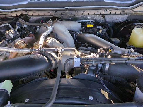 Used 2020 Ford F250 Lariat image 38