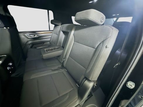 Used 2021 GMC Yukon XL SLE AWD/4WD image 28