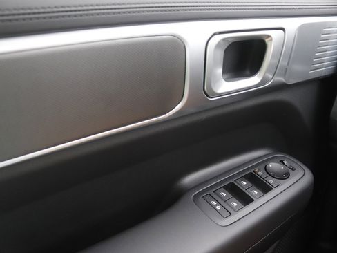 New 2025 Hyundai Santa Fe SE image 21